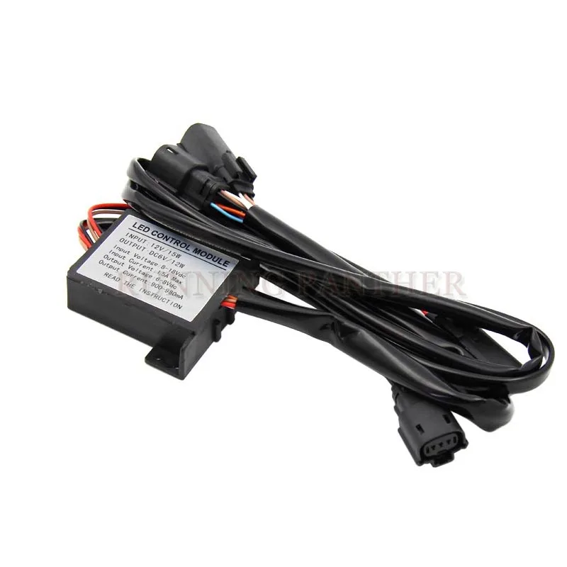 

Motorcycle LED Saddlebag Run/Brake/Turn Lamp Light Chrome Housing/Red Lens for Harley 14-18