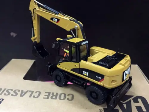 Колесный экскаватор Caterpillar Cat M316D модель 1/50 бренд DIECAST MASTERS #85171|caterpillar cat|model