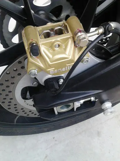 Benelli Хуанлун 600 задний тормоз насос сборки