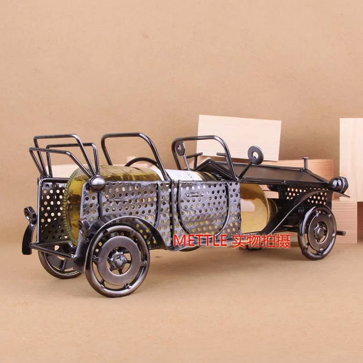

METTLE 8759 vintage car styling wine rack retro decoration field Wrought iron handicrafts, ornaments. Gifts, home decoration,