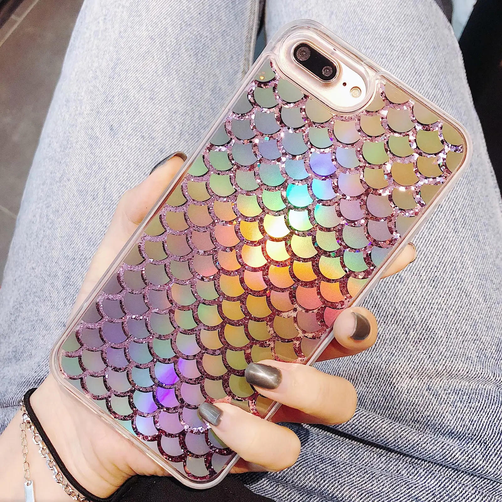Bling Liquid Dynamic Quicksand Laser Mermaid Fish Scales Glitter Shinny Phone Cases For iPhone X XS MAX XR 7 8 6 6S Plus Cover