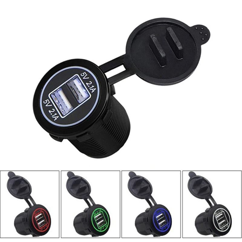 Автомобильное зарядное устройство с двумя USB-портами и разъемом для