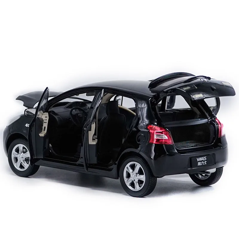 1/18 YARIS литые модели автомобилей из сплава, игрушки из черного металла, коллекционные игрушки для детей, оригинальная коробка