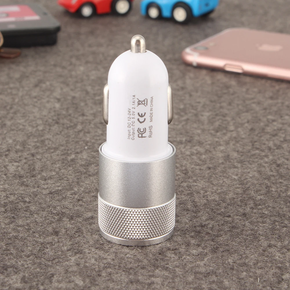 Автомобильное зарядное устройство 5V 1.2A с двумя USB быстрое автомобильное ACCGUYS Sitor