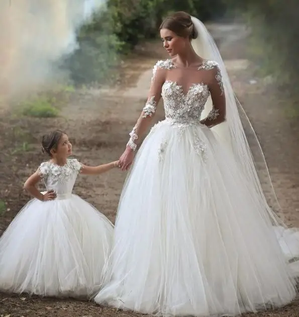 

White Ball Gown Flower Girl Dresses For Weddings Cap Sleeves Tulle Lace Long First Communion Dresses For Little Girls Birthday