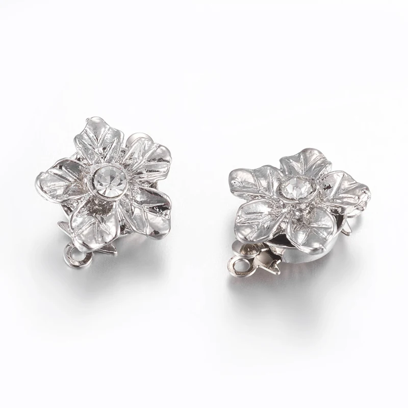 

Pandahall 200pcs Brass Box Clasps,Platinum-Plated,Flower,With A Rhinestone Beads,Size:about 12mm wide,14mm long,hole:1~2mm