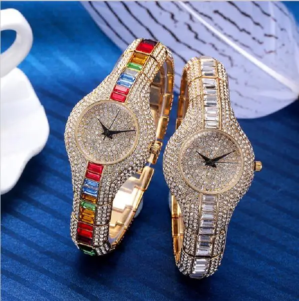 Женские кварцевые часы со стразами роскошные Серебристые с кристаллами и