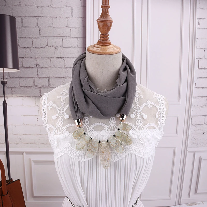 Женский шарф ожерелье RUNMEIFA однотонный шифоновый шарфик с кулоном из полимерных