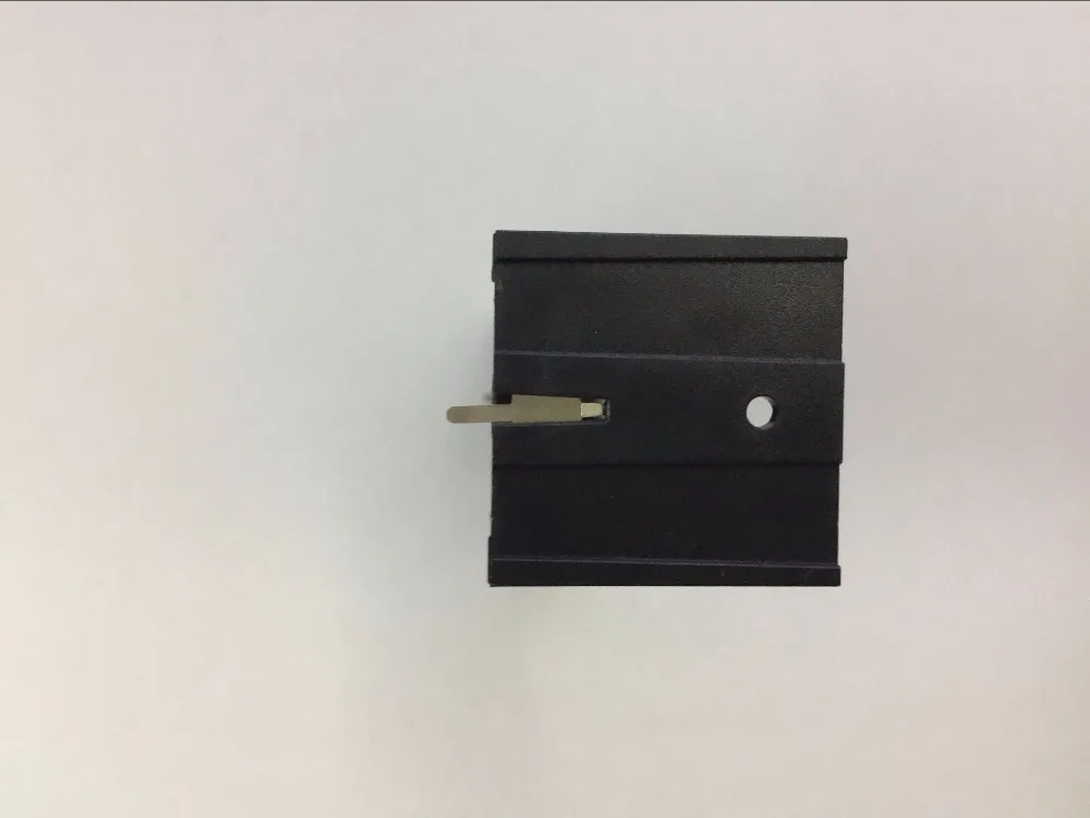 Коробка для хранения аккумуляторов 26650