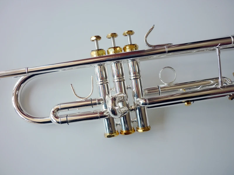 BULUKE Trumpet without drawing silver covered surface golden key high quality drop B trumpet with leather case | Спорт и развлечения