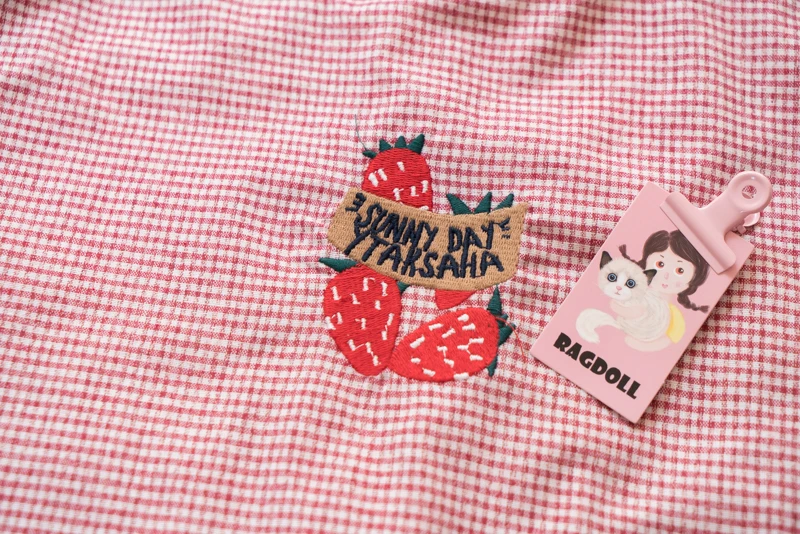 Harajuku стиль лето вышитые ONeck рубашка Футболки Топы колледж Ветер лоскутное свободный хлопок короткий рукав женские футболки