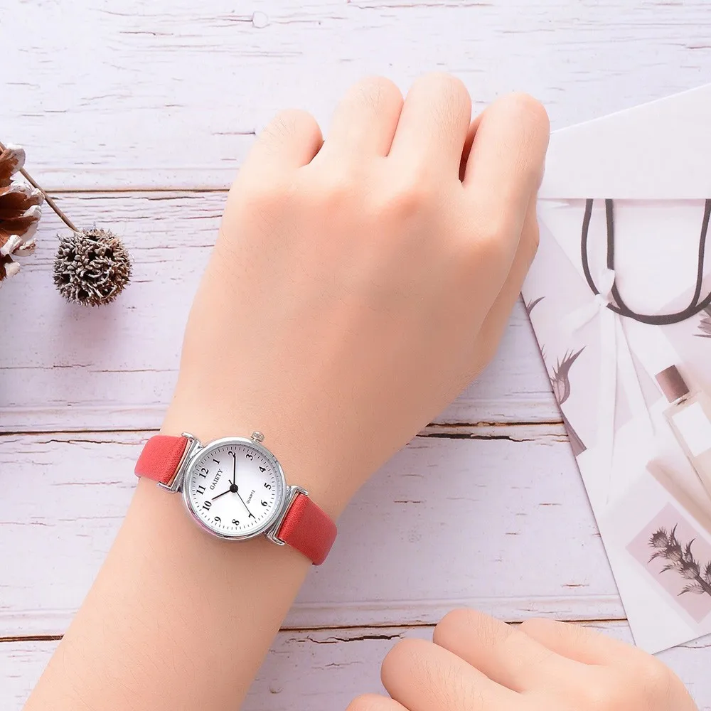 

GAIETY Small Dress Watches Luxury Brand Women Fashion Simple Leather Quartz Watch Ladies Clock Wild Style Exquisite Bayan Saat*A
