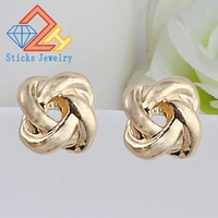 top quality woman girl jewelry gold plate zinc alloy flower stud earring wedding