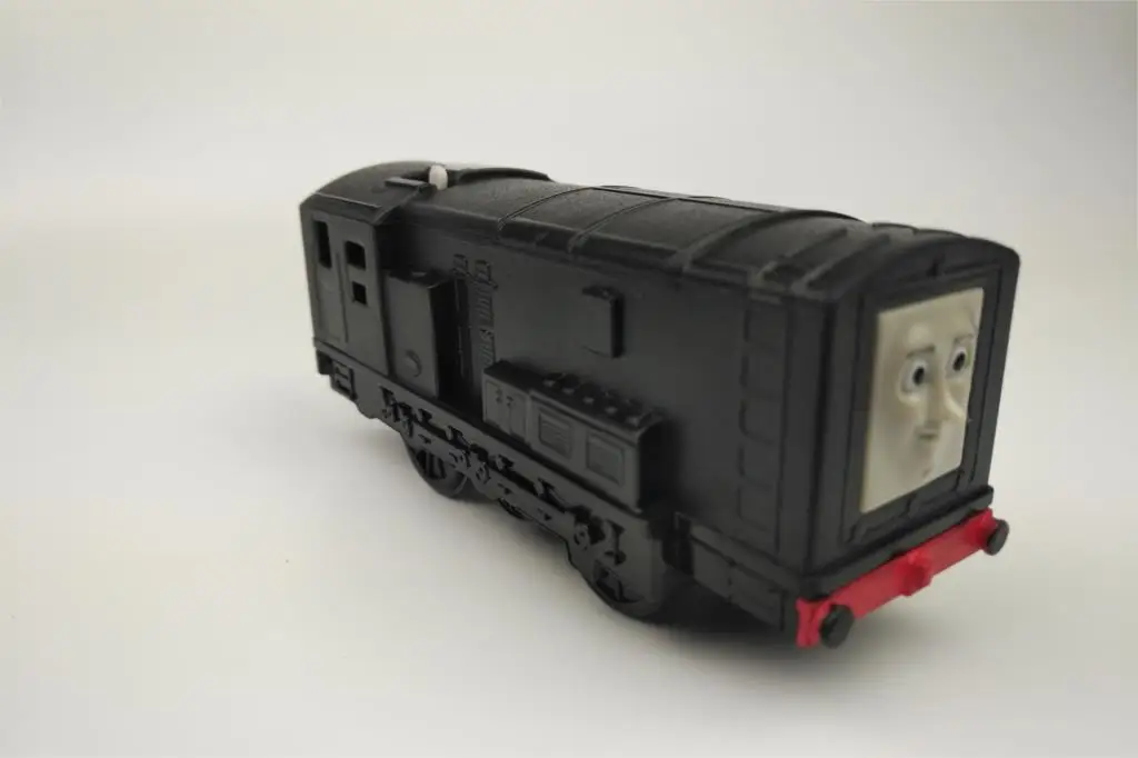 Дизельный Электрический поезд Vihcle игрушка моторизованный Trackmaster