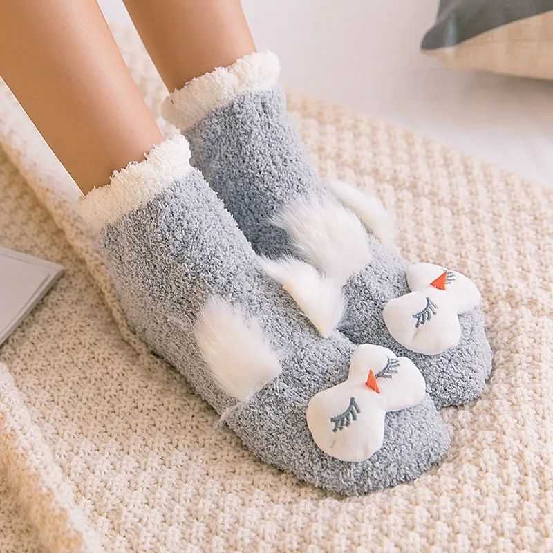1 пара Harajuku забавное носки с животными зимние Бархатные Теплые мягкие домашние носки-тапочки Kawaii Девочки Женские кролик сова Пушистые Носки для сна