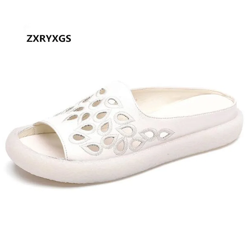 

2021 Cowhide Hollow Embroidered Summer Leather Slippers Women Sandals Comfortable Light Non-slip Flat Slippers Casual Sandals