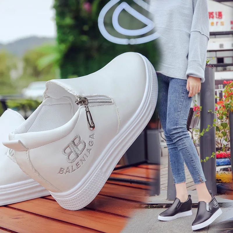 Новинка женская повседневная обувь на танкетке увеличивающая рост белая из