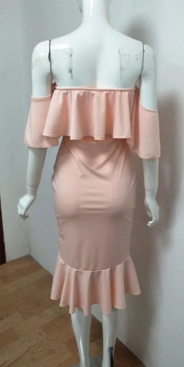 Женское платье с оборками OMILKA розовое белое Клубное средней длины без рукавов