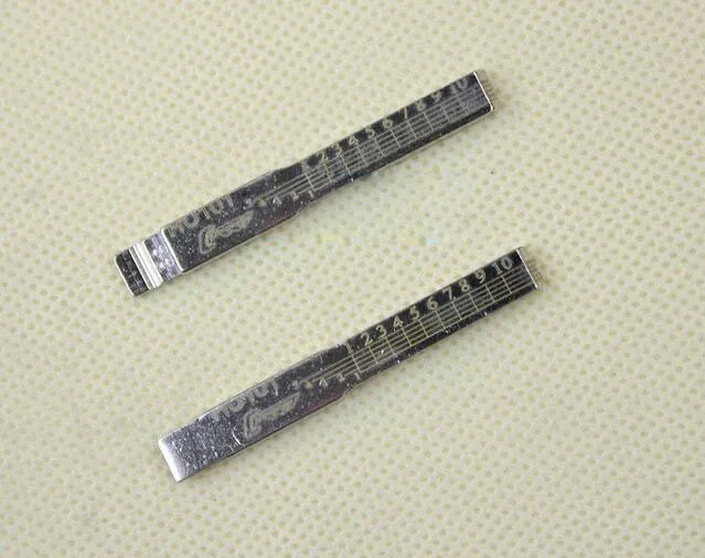 

Линейный ключ с гравировкой HU101 для Ford Focus Fiesta Mondeo Volvo Jaguar, ключ для стрижки зубов, пустой ключ 2 в 1 (№ 38)