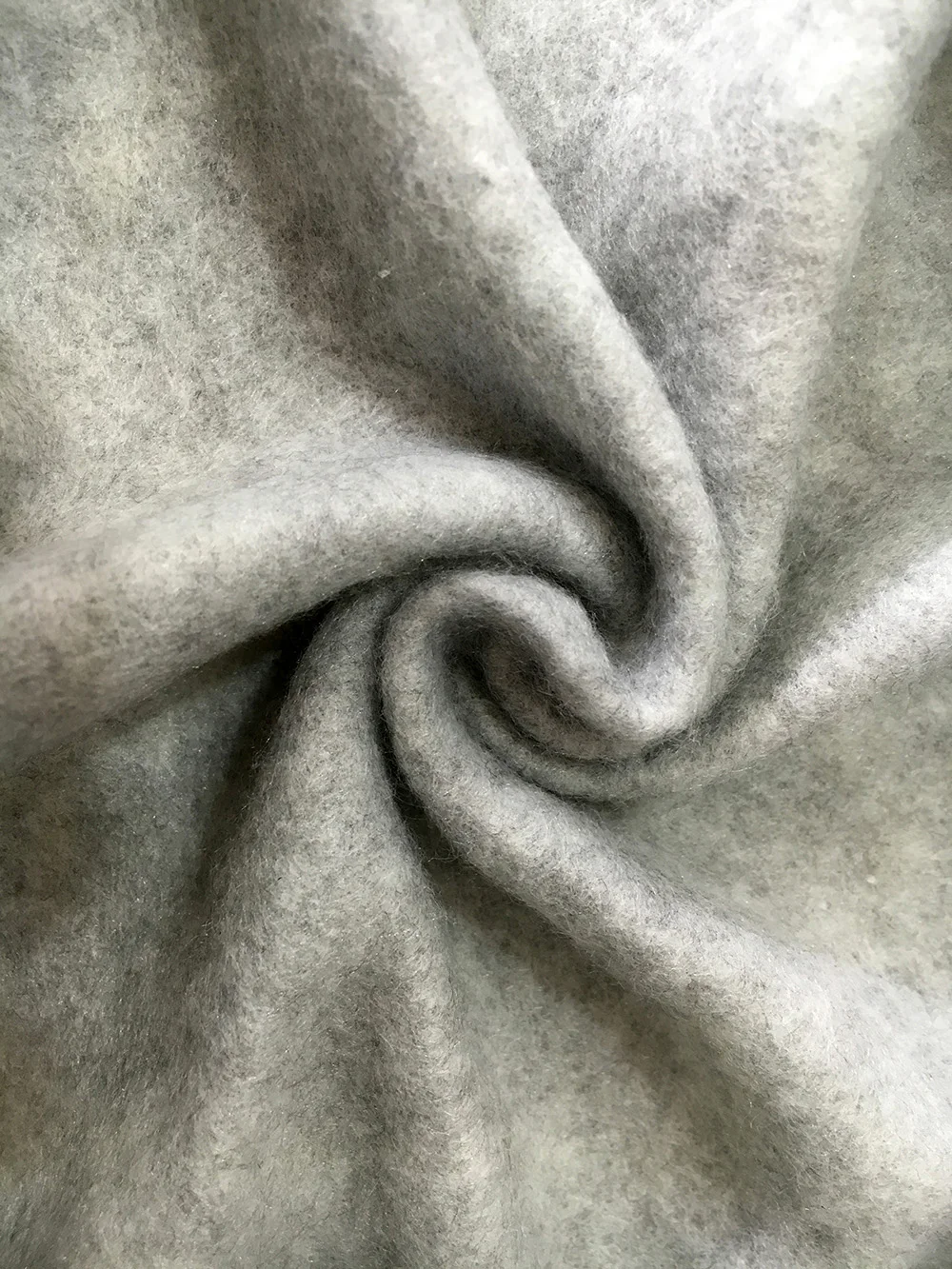 2018 осенние толстовки и свитшоты женские красочные Вишневый плюшевый шар с