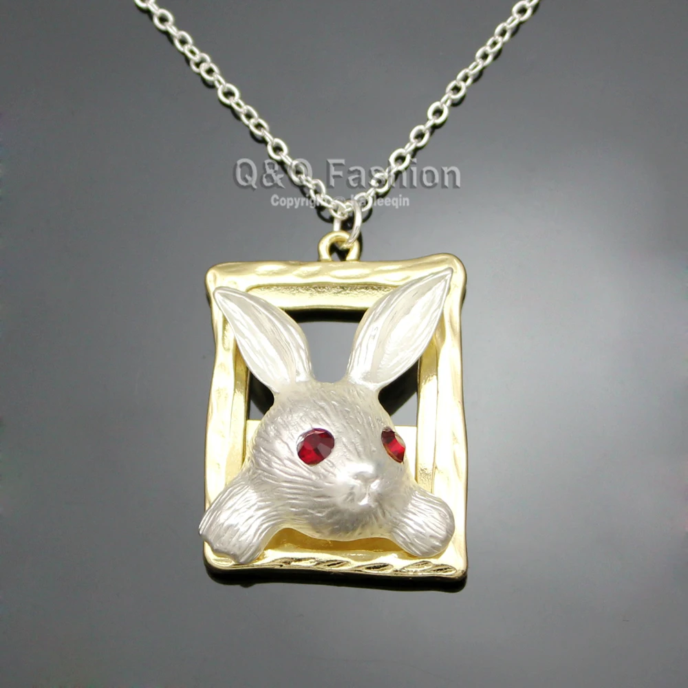 Золотая и серебряная позолоченная сказочная рамка с изображением кролика в виде