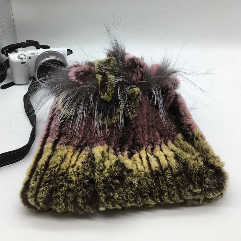 Модная меховая шапка для девушек женская зимняя из натурального меха кролика