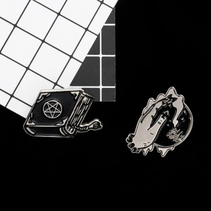 Ведьмы заклинание книга колдовство Pin набор ведьмы булавка Волшебная броши