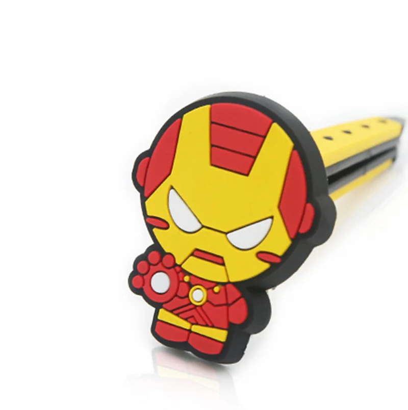 Iron Man Автомобильный освежитель воздуха с героями мультфильмов, ароматизатор лимонного эфирного масла, украшение интерьера автомобиля - Название цвета: Iron Man