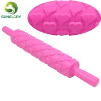 plastic non stick heart shaped cake rolling pin fondant embossed rolling pin cake embossing roller cake decorating tools rosyred