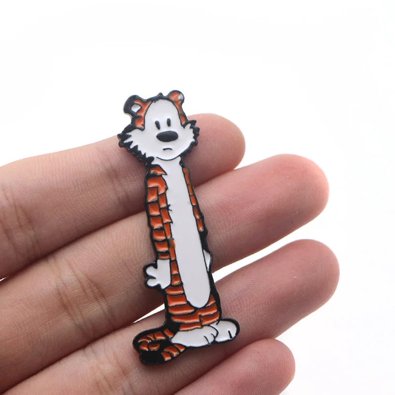 P3680 Dongmanli Hobbes Tigger милые металлические эмалированные булавки и броши для нагрудных штифтов рюкзак сумки значок крутые подарки