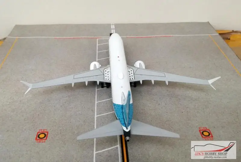 Литье 1/200 Boeing рисунок Boeing Max8 N8704q Lh2156 737 детская игрушка в подарок