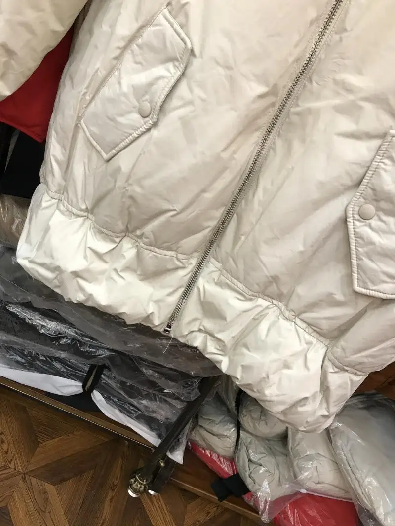 Новинка, корейский стиль женские пуховик женская зимняя куртка puffer parka ткань из натурального меха енота Красный Черный Крем негабаритных