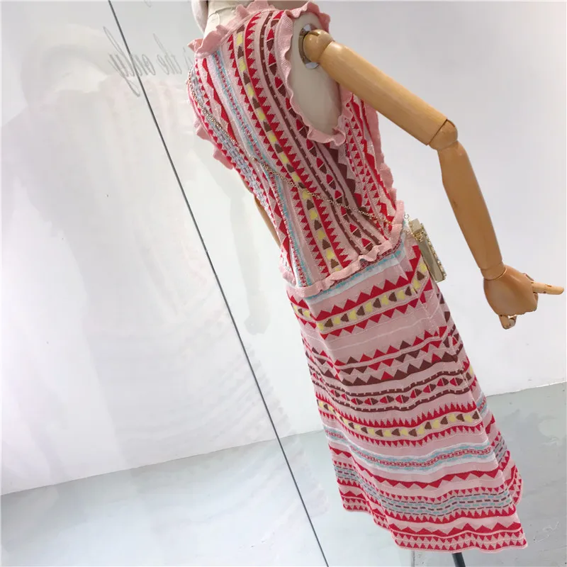 Женское трикотажное платье ALPHALMODA яркий пуловер в полоску с оборками на рукавах