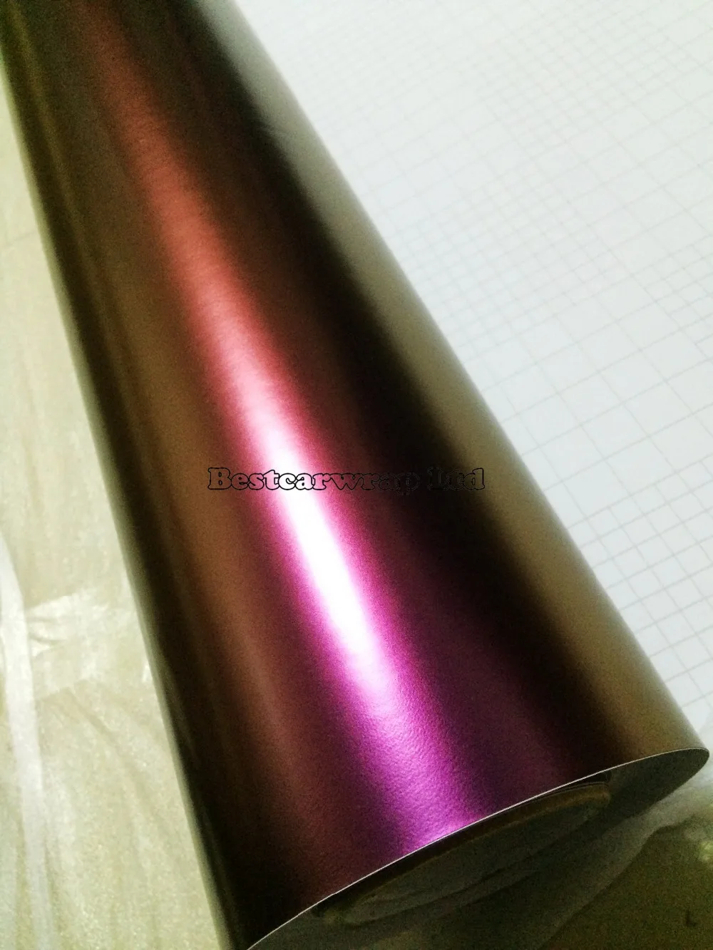 Атласная матовая виниловая пленка с эффектом хамелеона цвет красного вина