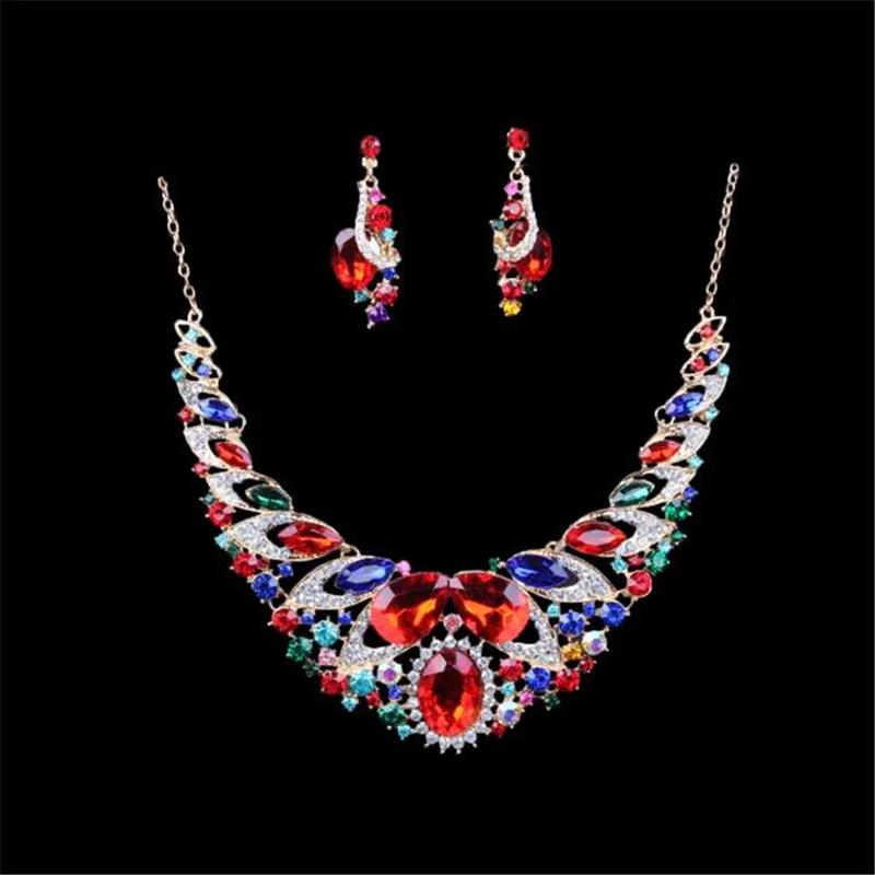 Новый себе Цепочки и ожерелья Наборы свадебных ювелирных изделий со стразами