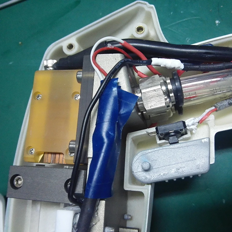 Модель S 808nm 810nm 6 баров 600w Диодная лазерная ручка ремонт и фиксация для диодного