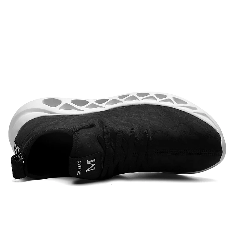 

Fashion professional sports shoes breathable wear-resistant stable running shoes casual Outdoor Sneakers Hollow design