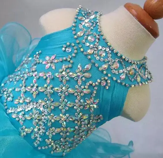 Роскошное платье с блестящими кристаллами и бусинами для маленьких девочек
