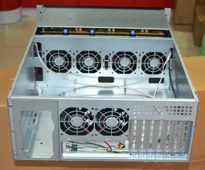 

North China Norco Rpc-4224 4U Hot Swap Server Storage Box 24 Disk HD Storage