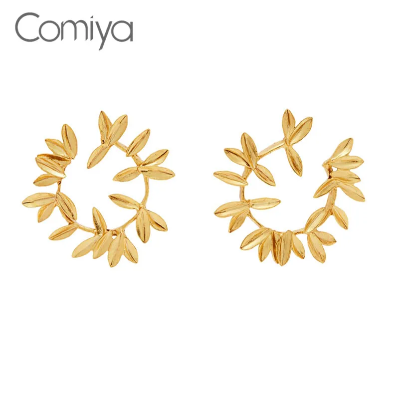 Женские серьги гвоздики Comiya из сплава цинка золотого цвета с листьями