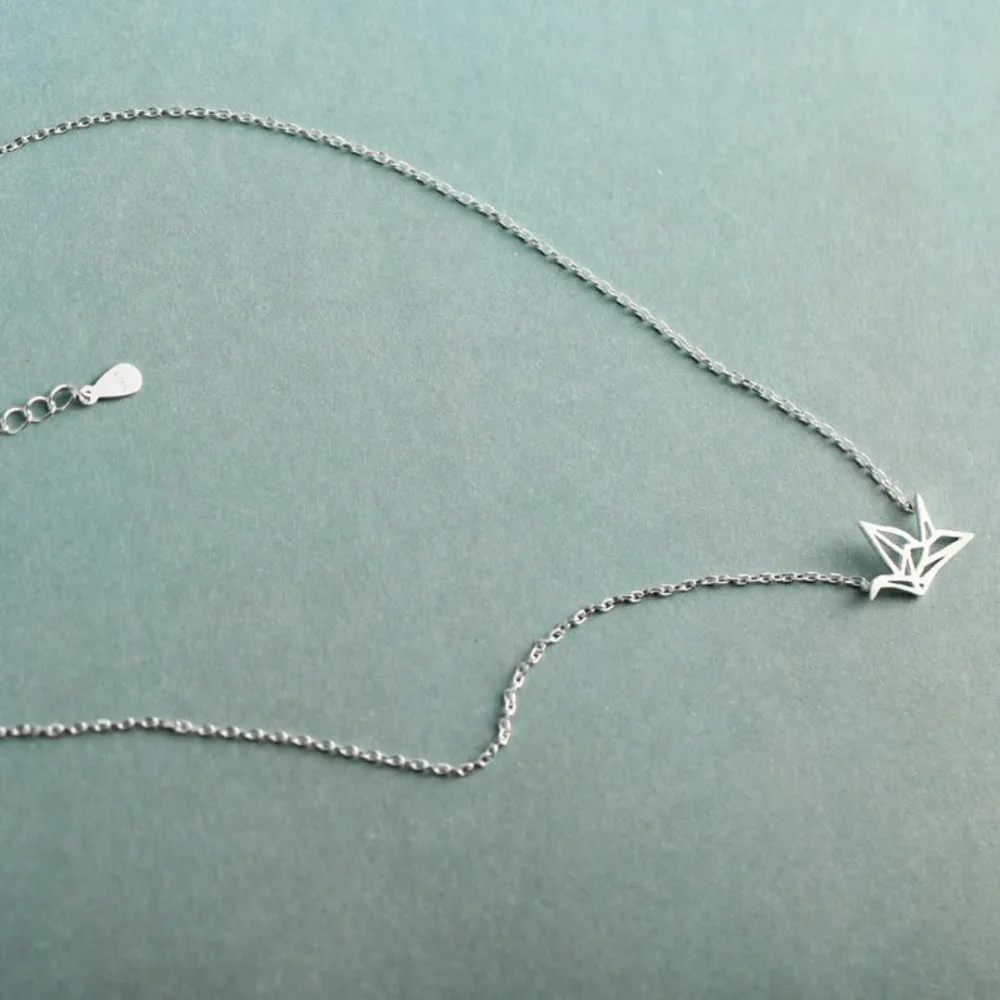 

Jewelry Wholesale Korean Fashion Cute Paper Crane Exquisite Creative Female Personality Pendant Necklace
