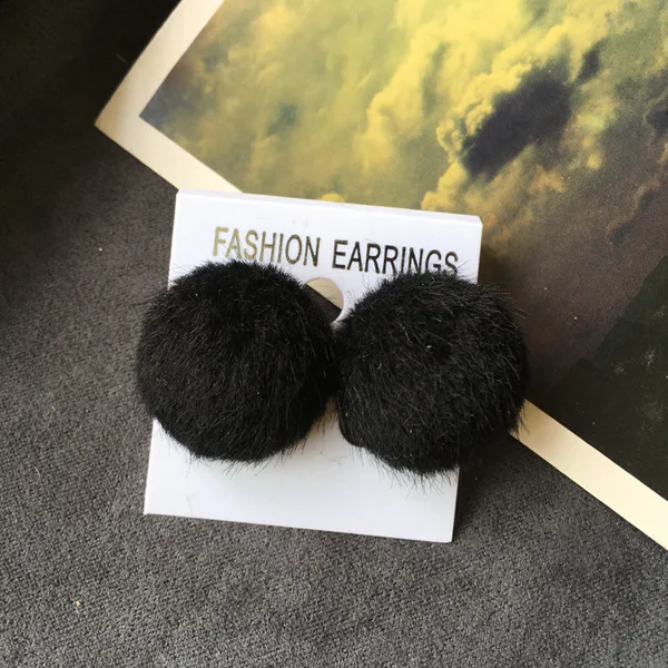 Осень 2017 г. и зимние модные плюшевые круглый Серьги Япония Южная Корея