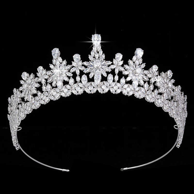 

Tiaras And Crowns HADIYANA Fashion Charm Design Elegant Accessiories Hair Jewelry For Women Wedding Party BC5308 Corona Princesa