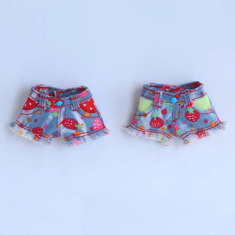Одежда для кукол блайз шорты с клубничками и футболки Licca Azone Medium Blyth OB11 1/6