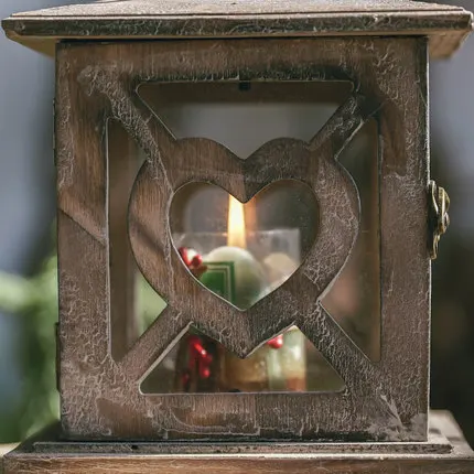 Американский ретро старинный романтический подсвечник из дерева ветровая лампа