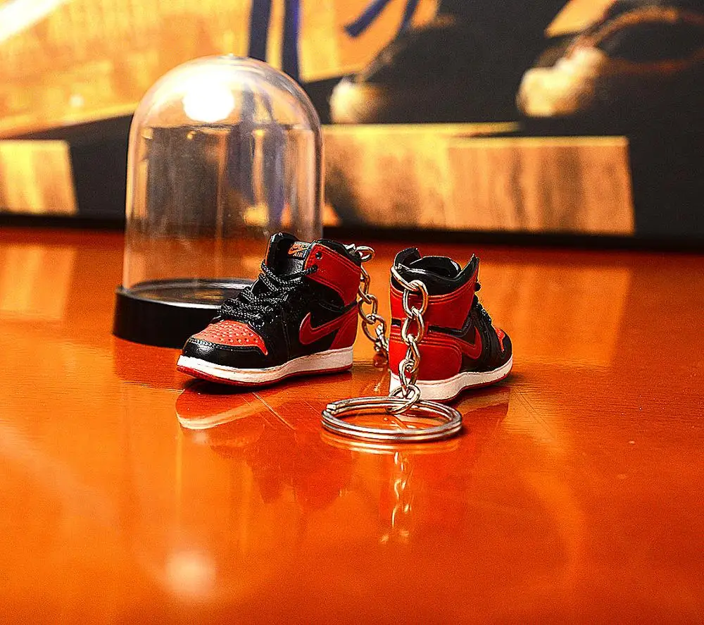 Air Jordan 1 OG брелок в виде кроссовка подвеска 3d мини-брелок на цепочке стерео Баскетбольная обувь модель автомобиля пара кукла аксессуары