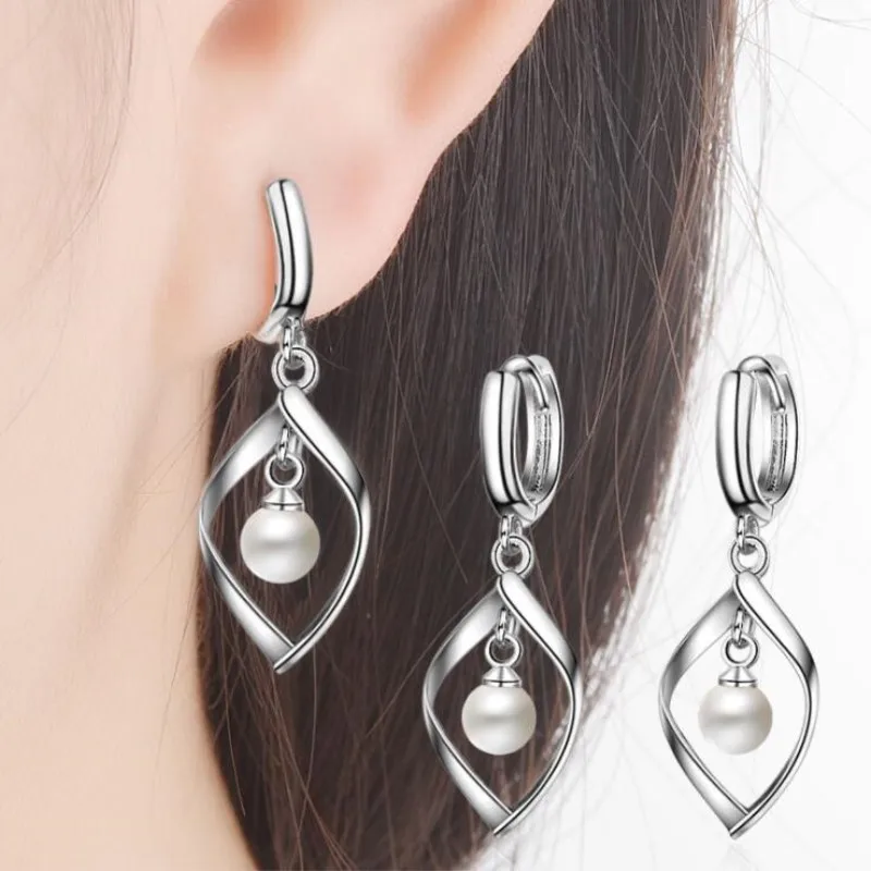 

Exquisite Creative Personality 925 Sterling Silver Jewelry Rotating Love Pearl Fashion Temperament Gift Dangle Earrings SE338