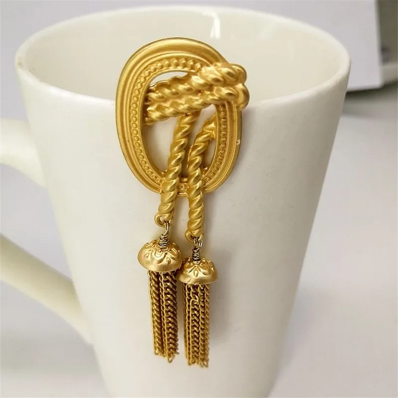 2020 Европа и США Ретро матовое золото висячие серьги Плетеный пеньковый Канат