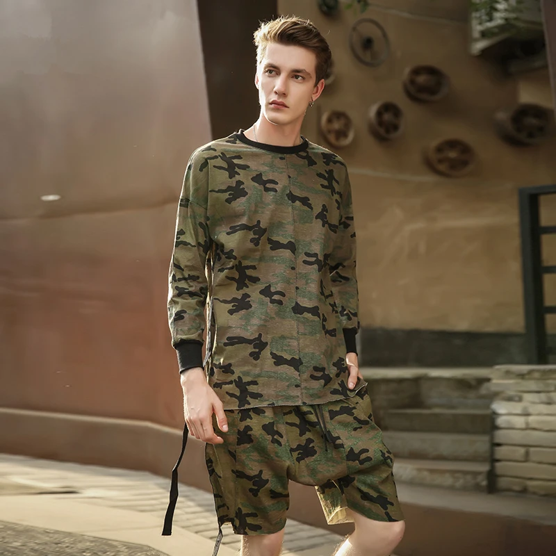 Футболка мужская камуфляжная с длинным рукавом модная тенниска в стиле хип хоп