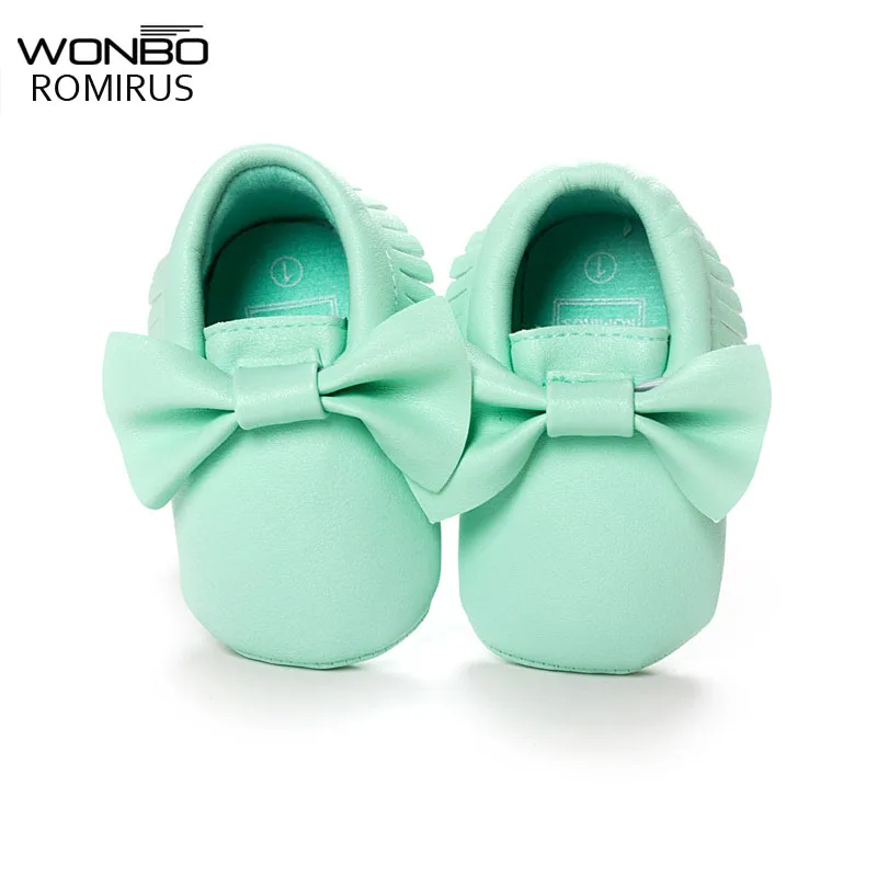 Мокасины из мягкой искусственной кожи с кисточками для девочек бантом